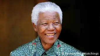 Nelson Mandela aus dem Krankenhaus entlassen