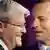 ARCHIV - Australiens Premierminister Kevin Rudd (l) trifft am 11.08.2013 in Canberra auf Oppositionsführer Tony Abbott. Australiens nächster Premierminister ist 55 Jahre alt, verheiratet und Vater von drei Kindern. Da enden die Gemeinsamkeiten des linken Amtsinhabers Rudd mit seinem konservativen Herausforderer Abbott. Photo: EPA/ALAN PORRITT (zu dpa-KORR: "Rudd oder Abbott? Australier wählen zwischen Dr Death und Dr No " vom 06.09.2013) +++(c) dpa - Bildfunk+++