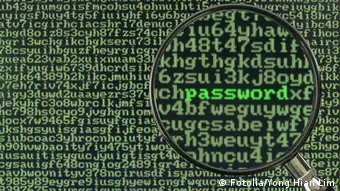 Symbolbild Internet Password Hacking