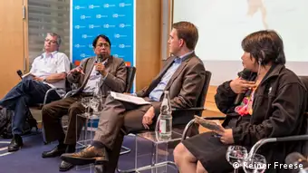 Panellists at the expert talk on media in Myanmar: Michael Lenz, Pe Myint, Florian Meesmann, Sandar Lwin (photo: Reiner Freese)