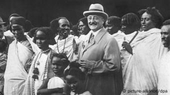 images of people of color in zoo s