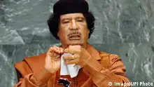 Bildergalerie UN Gaddafi zerreisst die UN Charta