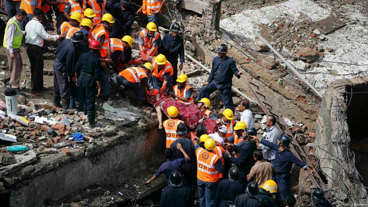 Mumbai building collapses – DW – 09/27/2013