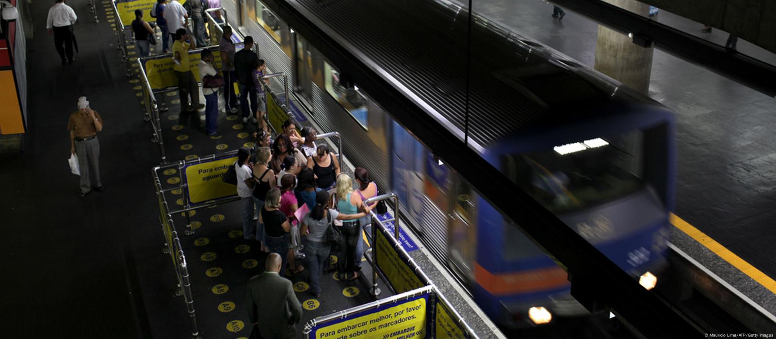 A polêmica campanha contra 'encaradas' no metrô de Londres (e por que isso  é considerado assédio sexual), Mundo