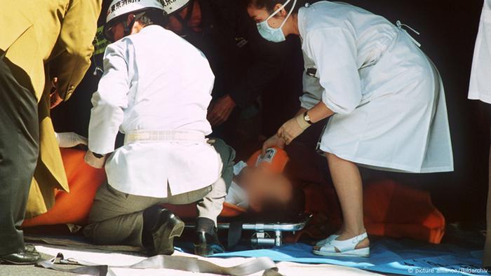 Nurses helping victims of the sarin gas attack in a Tokyo subway