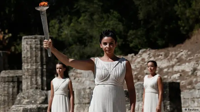Zeremonie Olympisches Feuer in Olympia Griechenland 29.09.2013 (Foto: Reuters)