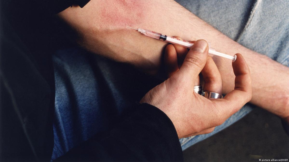 Madonna eshakda sikiladi