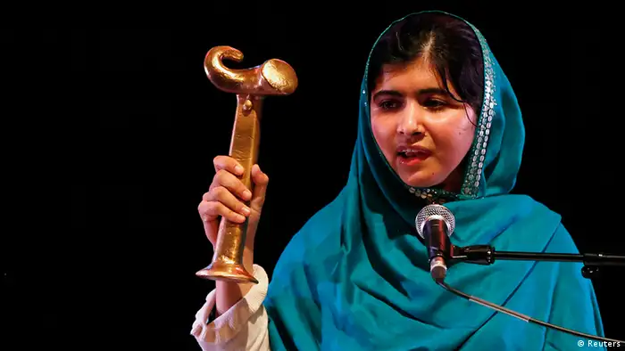 Pakistan Bloggerin Malala Yousafzai bekommt Anna Politkowskaja Preis