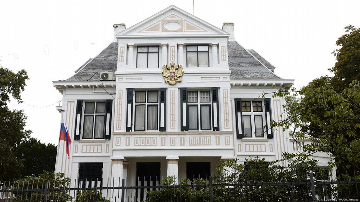 Netherlands Expels 2 Russian Diplomats For Spying – DW – 12/10/2020