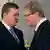 Viktor Janukowitsch, Präsident der Ukraine (l.) trifft EU-Kommissar Stefan Füle in Kiew (Foto: AP)