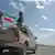 Iranische Grenzschützer auf einem Pritschenwagen (Foto: Tasnim-News)