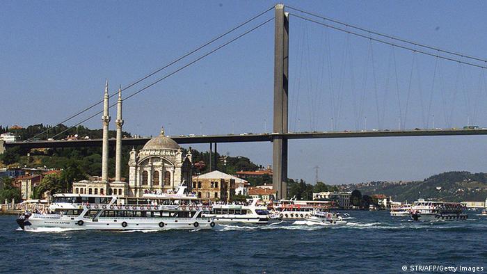 Bosporusbrücke in Istanbul