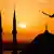 Türkei Sultan-Ahmed-Moschee in Istanbul Sonnenaufgang