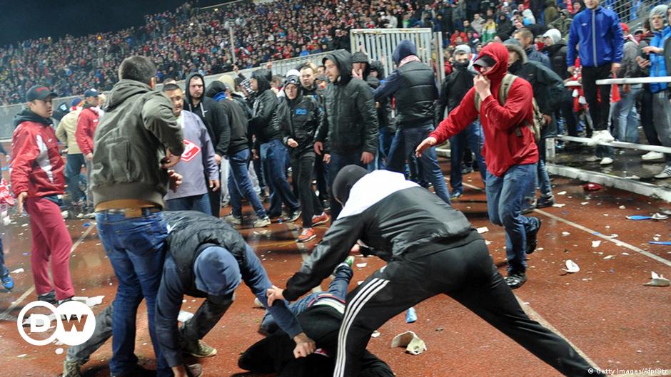 O diário de um fotógrafo disfarçado de hooligan na Eurocopa de
