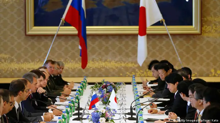 Russia's Foreign Minister Sergey Lavrov (5th L) and Defence Minister Sergei Shoigu (6th L) and Japan's Foreign Minister Fumio Kishida (5th R) and Defense Minister Itsunori Onodera (6th R) attend their Japan-Russia foreign and defence ministers meeting two-plus-two at the Iikura guest house in Tokyo on November 2, 2013. AFP PHOTO / POOL / Issei Kato (Photo credit should read ISSEI KATO/AFP/Getty Images)