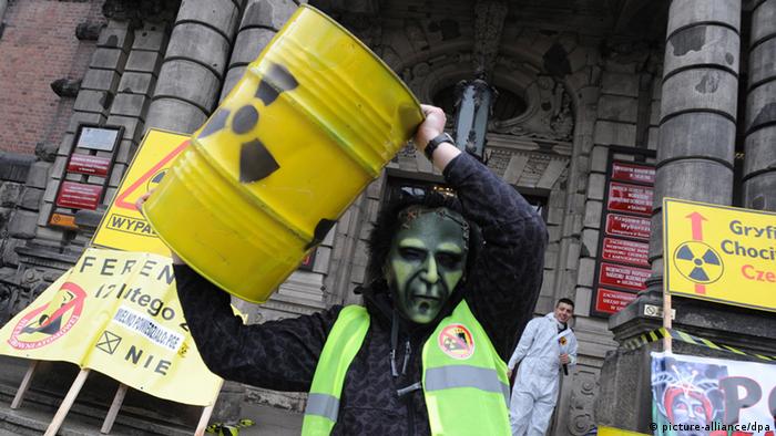 Mieszkańcy nadmorskiej gminy Gąski w pobliżu Koszalina oprotestowali powstanie elektrowni atomowej. Tymczasem w Europie elektrownie są coraz starsze i grożą niebezpieczeństwem