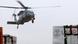 Bei Tacloban auf den Philippinen bereiten US-Helikopter ihre Hilfslieferungen vor (foto: Getty Images) Bei Tacloban auf den Philippinen bereiten US-Helikopter ihre Hilfslieferungen vor (foto: Getty Images)