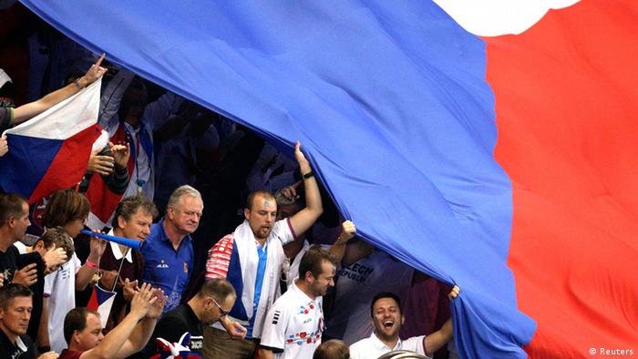 Tschechien verteidigt Davis-Cup-Titel | Sport | DW | 17.11.2013