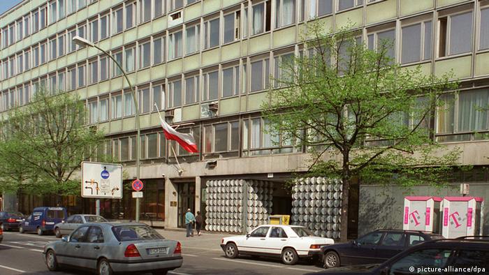 Opuszczony budynek ambasady przez lata straszył przy Unter den Linden
