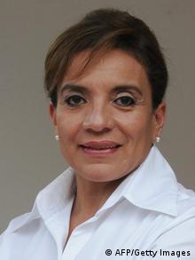 Xiomara Castro de Zelaya, candidata del Partido Libertad y Refundación.