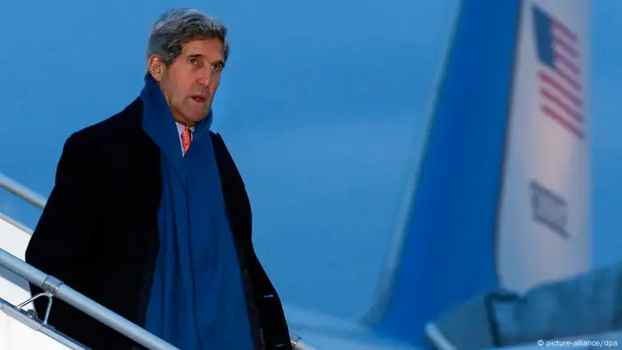 epa03961968 US Secretary of State John Kerry arrives at Geneva International airport in Geneva, Switzerland, 23 November 2013. Britain, China, France, Russia, the USA and Germany are aiming to agree with Iran on an initial set of temporary curbs on Tehran's nuclear programme, in return for suspending some sanctions. EPA/DENIS BALIBOUSE / POOL