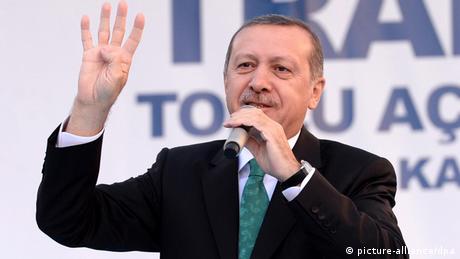 Турската държава и президентът Ердоган услужливо помагат на съмнителни ислямистки