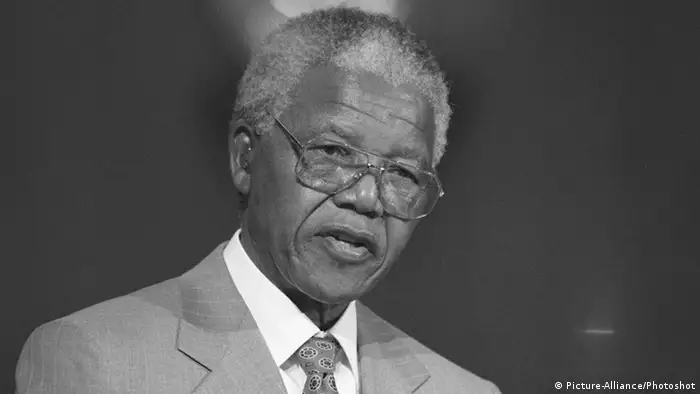 Nelson Mandela souffrait d'une infection pulmonaire récidivante