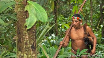 Tage Kaiga vom Volk der Huaorani im ecuadorianischen Yasuni-Nationalpark