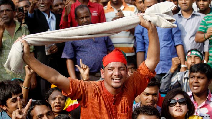 Dhaka Urteil Abdul Quader Mollah 12.12.2013 (Reuters)