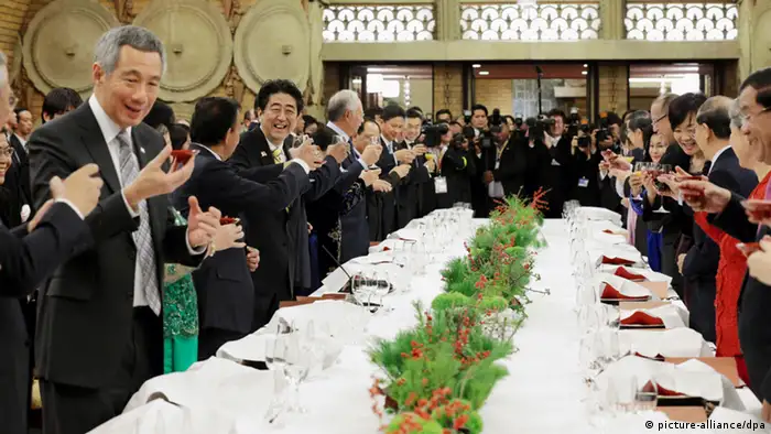 ASEAN Japan Gipfel in Tokio 13.12.2013