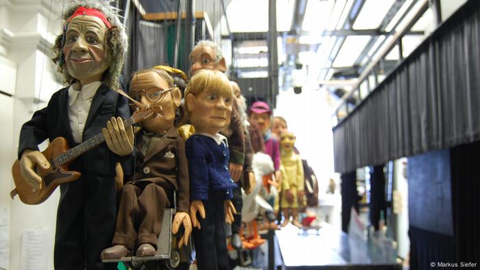 Augsburger Puppenkiste Lukulla Rabe Marionette 