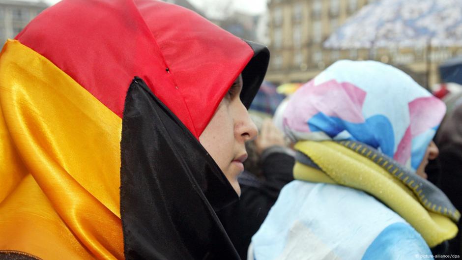 Kaum Muda Muslim Di Jerman Terlibat Aktif Dalam Kegiatan Sosial Sosbud Laporan Seputar Seni Gaya Hidup Dan Sosial Dw 09 07 2020