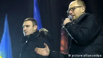 Ukraine Proteste in Kiew 17.12.2013 Arsenij Jazenjuk und Witali Klitschko
