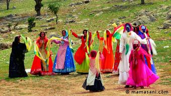 Bildergalerie Traditioneller Tanz im Iran