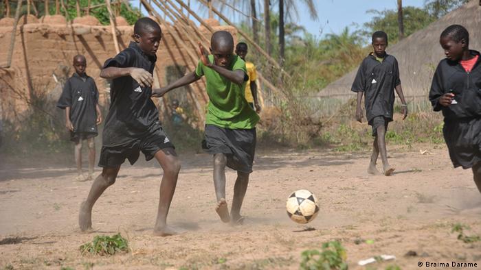 Bildergalerie Straßenfußball Guinea-Bissau