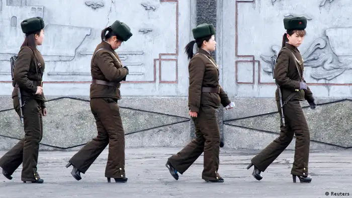 Nordkorea Armee Soldatinnen 2013