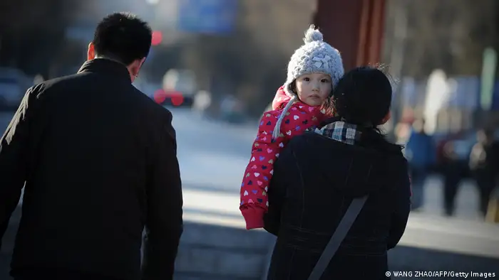China Symbolbild Ein Kind Politik Peking 2013