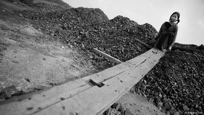 EINSCHRÄNKUNG Bergbau in Meghalaya Indien