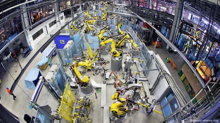 Autoproduktion bei Porsche in Leipzig. Der Automatisierungsgrad wird mit KI weiter ansteigen