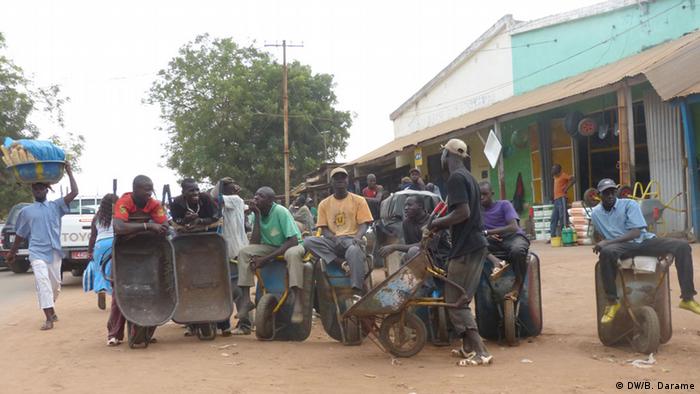 Bildergalerie Handkarren in Guinea-Bissau