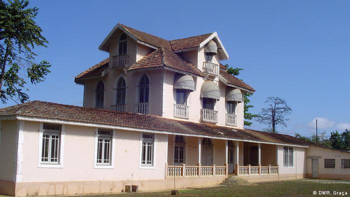 São Tomé e Príncipe Haupthaus der Roça Roca Amparo