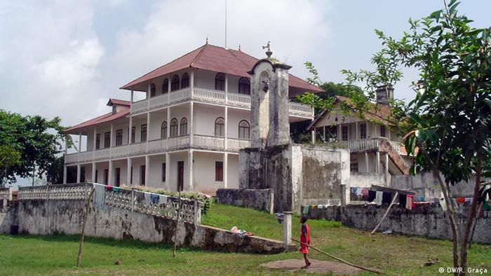 São Tomé e Príncipe - Herrenhaus der Roça Vista Alegre