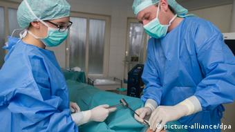 Χρυσές δουλειές για πλαστικούς χειρουργούς