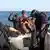 Festnahme von Piraten im Golf von Aden (archiv: EPA/NATO handout)