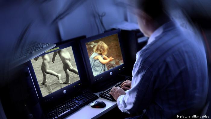 A pedophile searching the internet (Photo: LEHTIKUVA / dpa)