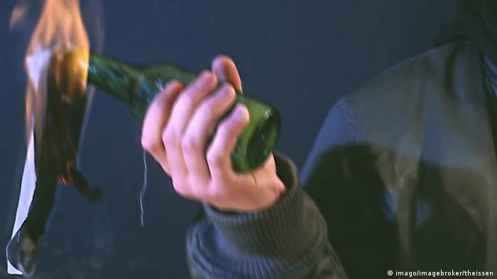 Коктейль Молотова (фото из архива)