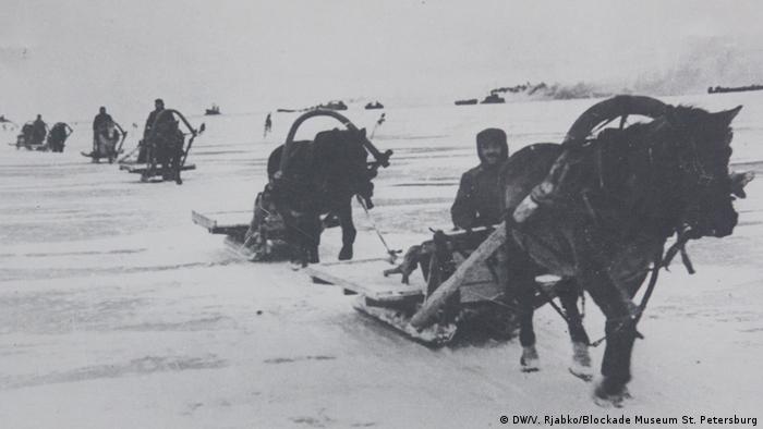 Siege of Leningrad, Lake Ladoga