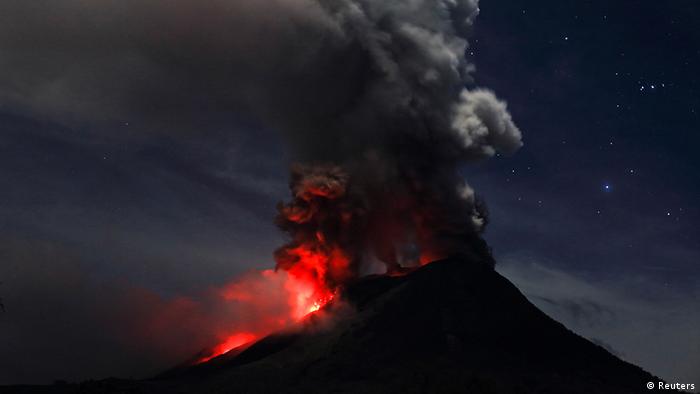 Vulkan Ausbruch Sinabung Sumatra Indonesien 