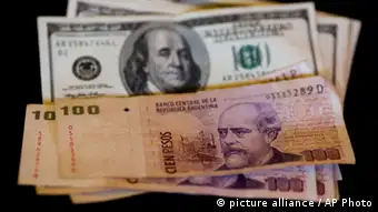 Argentinien wertet den Peso ab