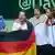 Die deutsche Mannschaft mit Florian Mayer (l.-r.), Philipp Kohlschreiber, Tommy Haas, Andre Begemann und Daniel Brands jubelt nach dem Doppel-Sieg über Spanien (Foto: Arne Dedert/dpa)